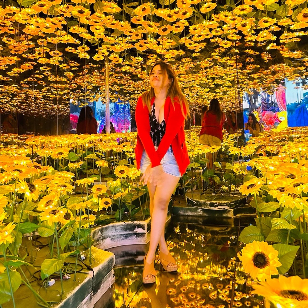 Meet your Posher, Pimchanok